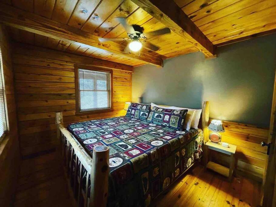 The Loft At Bear Mountain Log Cabins Eureka Springs Zewnętrze zdjęcie